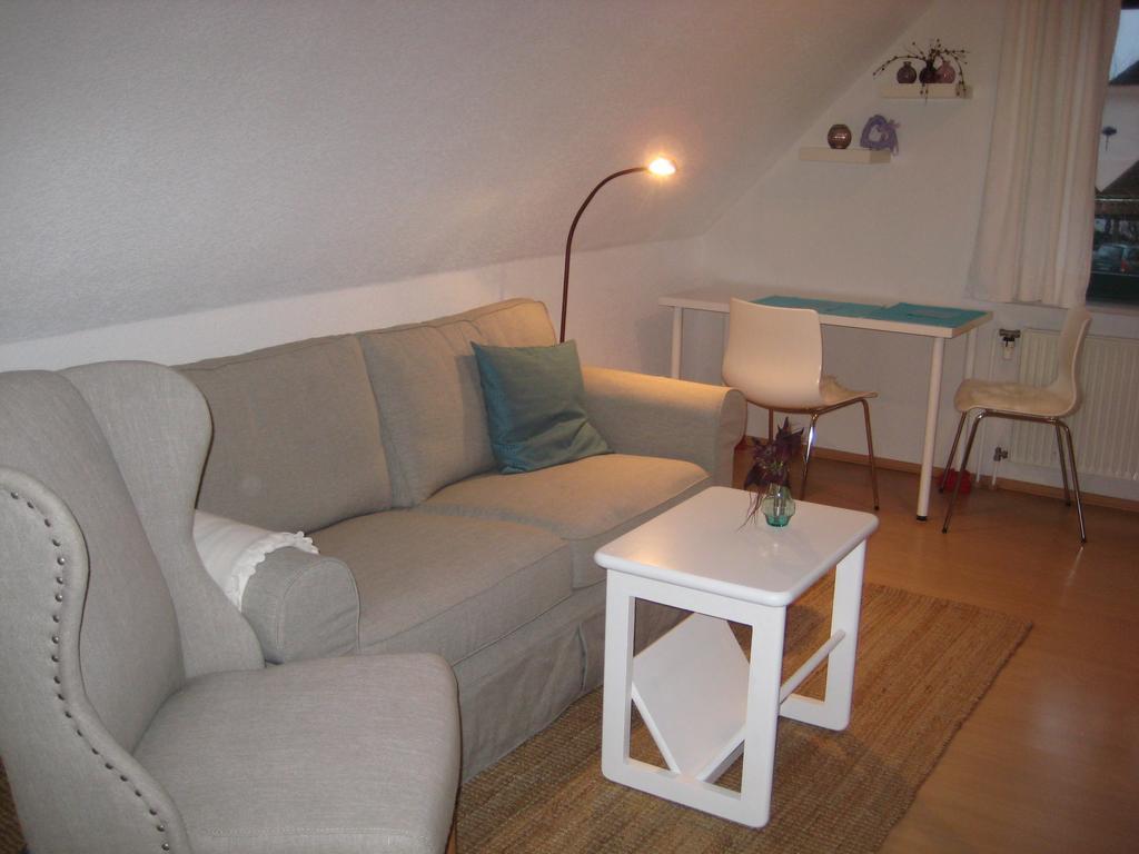 Ferienhaus Wattenhus 比苏姆 外观 照片
